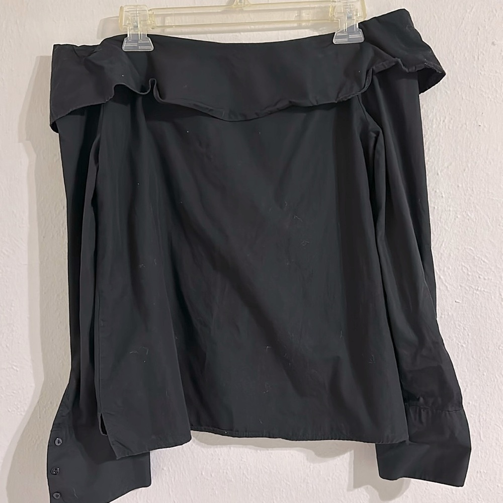 Zara Off shoulder long sleeve top